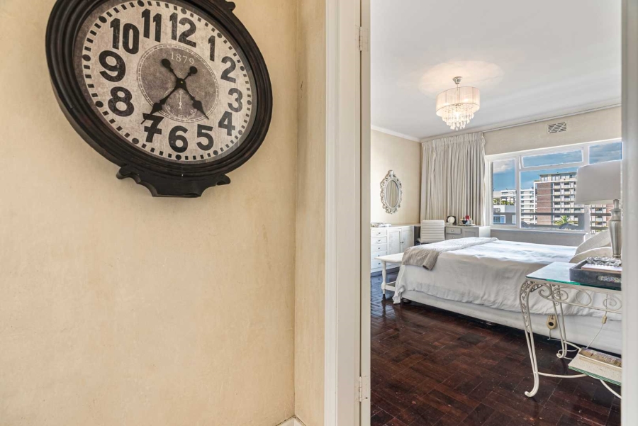 To Let 2 Bedroom Property for Rent in Sea Point Western Cape